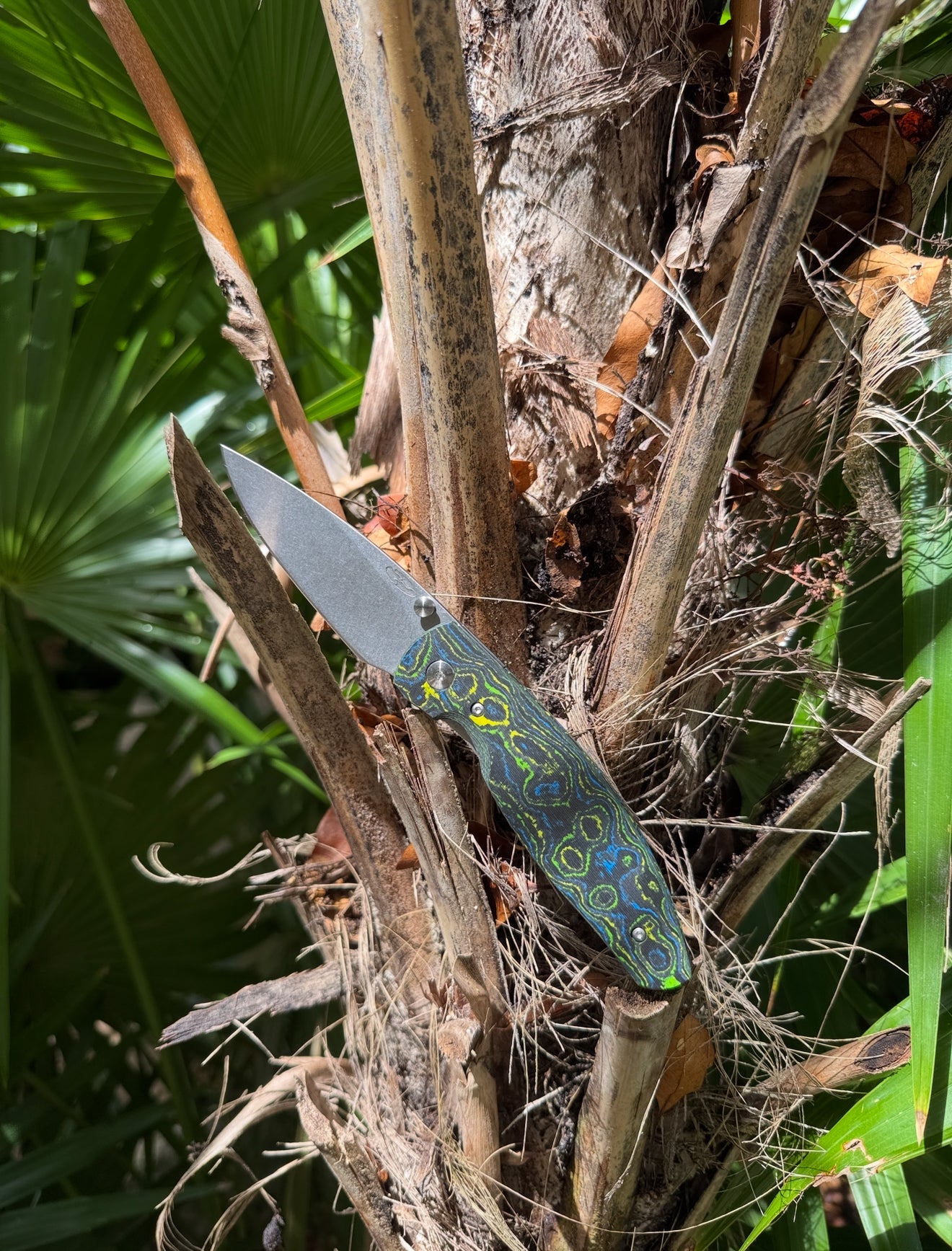 TRM Atom Linerlock – Gecko Camo Carbon 3D Smooth, Custom Hollow‑Ground 20CV Blade – Made in USA