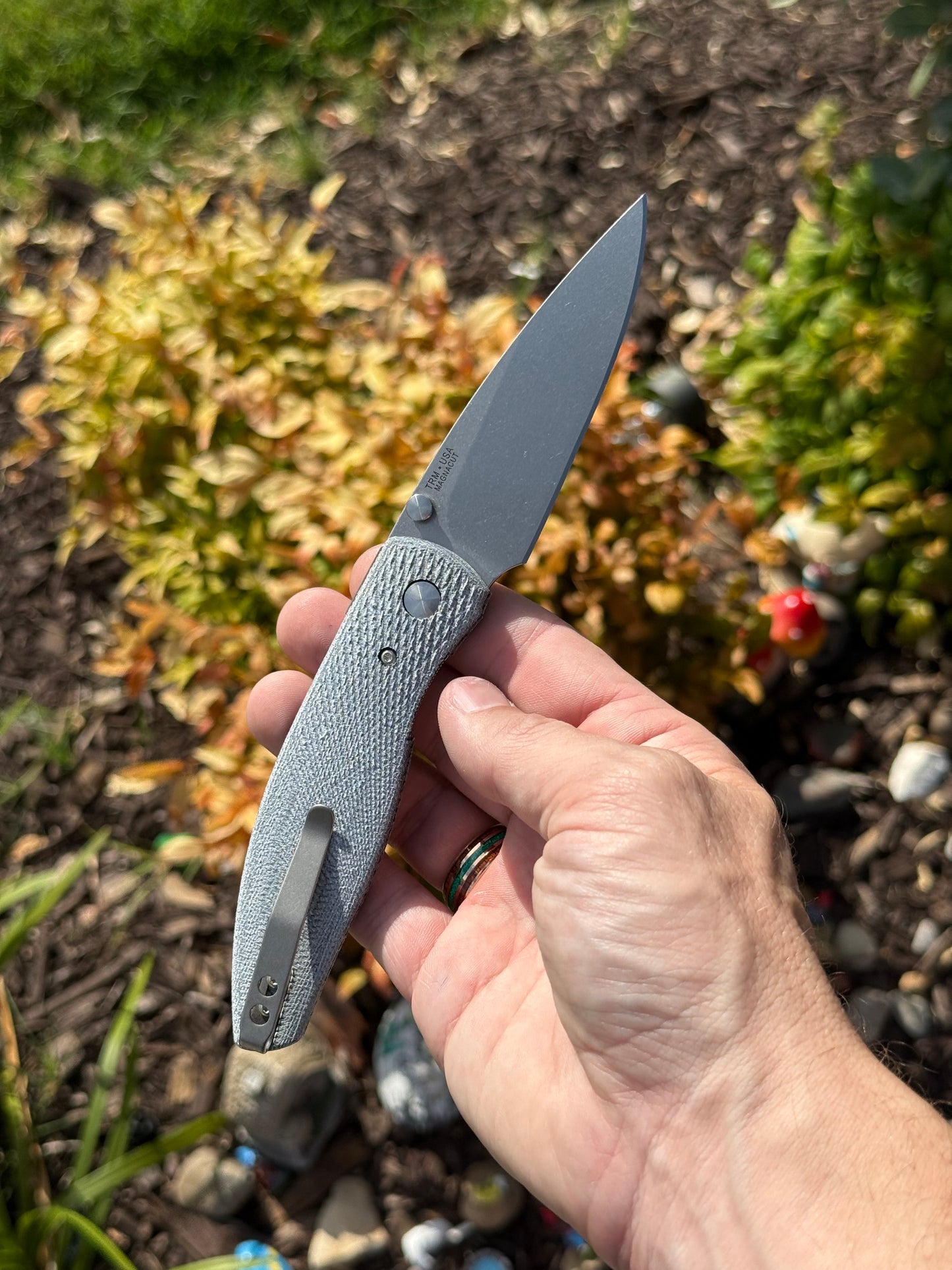 TRM ATOM Linerlock Knife – Denim Micarta 3D-Contoured Scales, MagnaCut Blade – Made in USA (Denim Micarta Lizard)