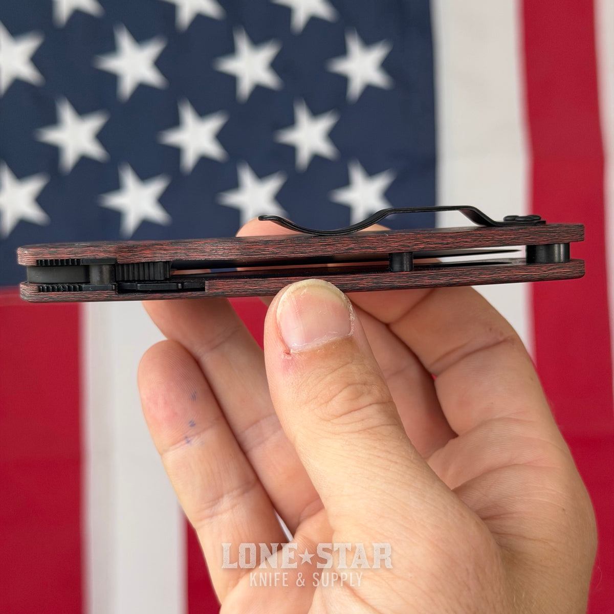 The Back Door: Spyderco Para Military 2 - 3.45" CPM-M4, SMKW Lava Flow Fat Carbon - Made in USA (Trade In)