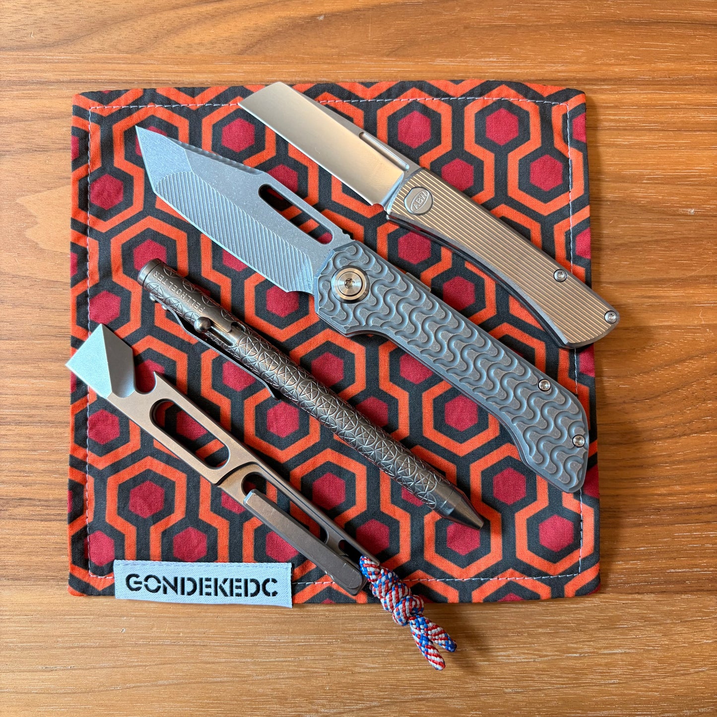 GondekEDC redrum Hamilton Hank 7x7 – Cotton & Microfiber Handkerchief – Made in USA