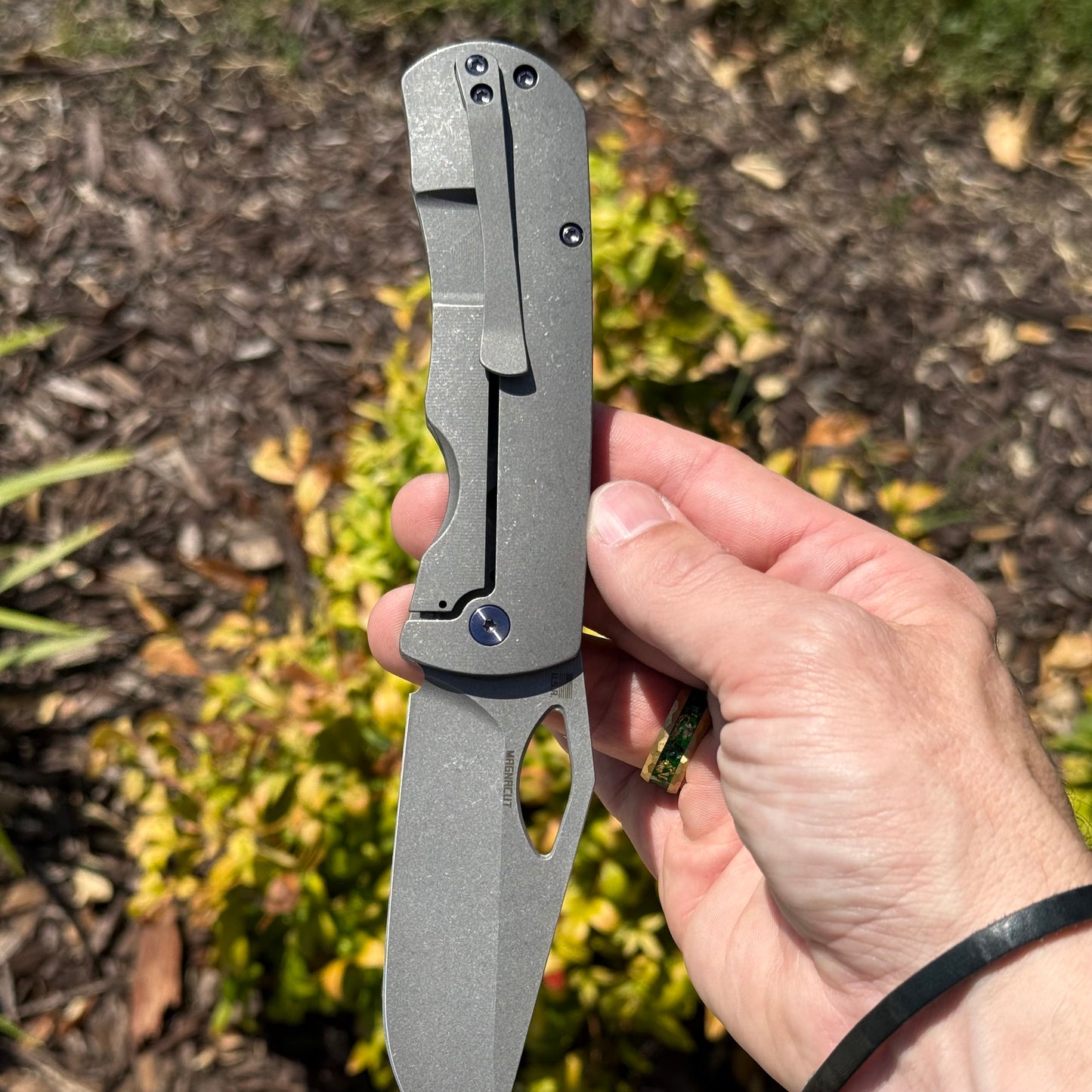 Dixon Folding Knife – Titanium Frame Lock, 3.75″ MagnaCut Blade, Made in USA