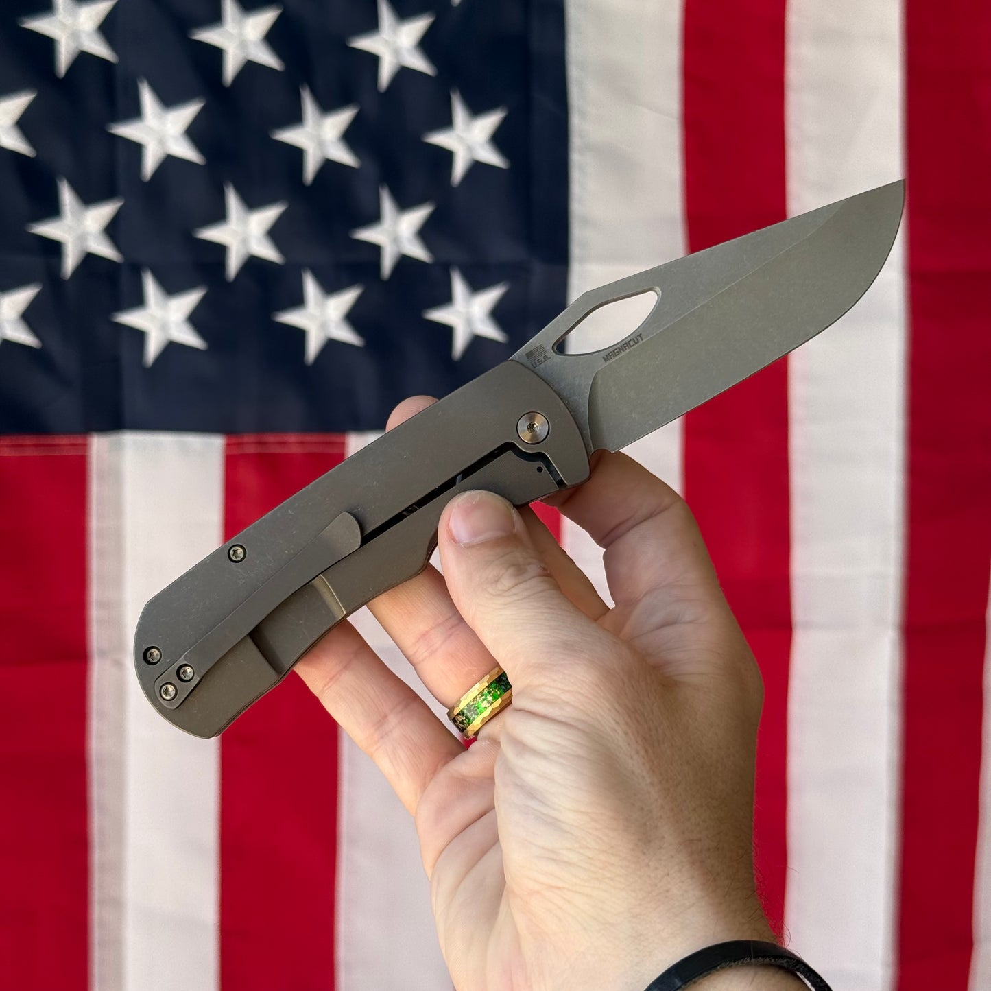 Dixon Folding Knife – Titanium Frame Lock, 3.75″ MagnaCut Blade, Made in USA