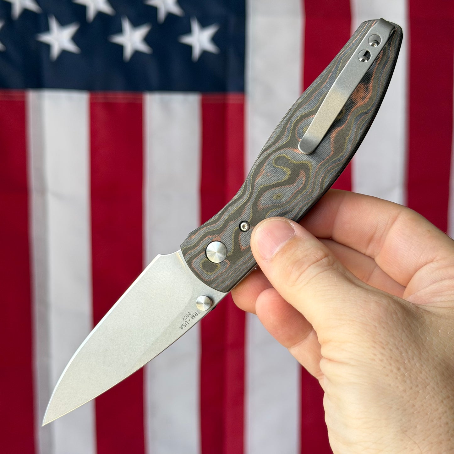 TRM ATOM 3.5" Linerlock – Mokume Camo Carbon 3D, CPM 20CV Tumbled – Made in USA