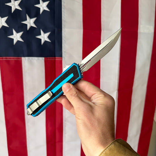 Microtech Scarab II Gen III Blue, 3.8 inch M390MK Dagger Blade, Automatic OTF, Made in USA (1180-10BL)