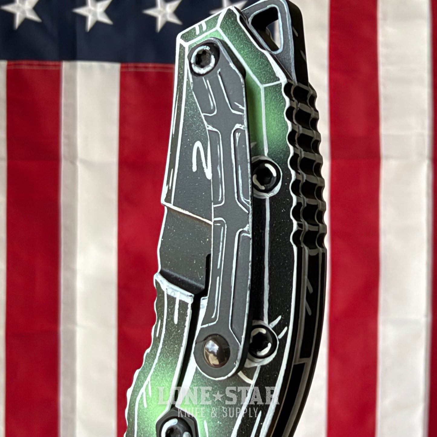 The Back Door: Heretic Medusa Manual Knife - Toxic Green Cel Shade, 3" MagnaCut Tanto, Cerakote Blade and Handle, Serial 078 - Made in USA (H010-CS-TX) (Trade In)