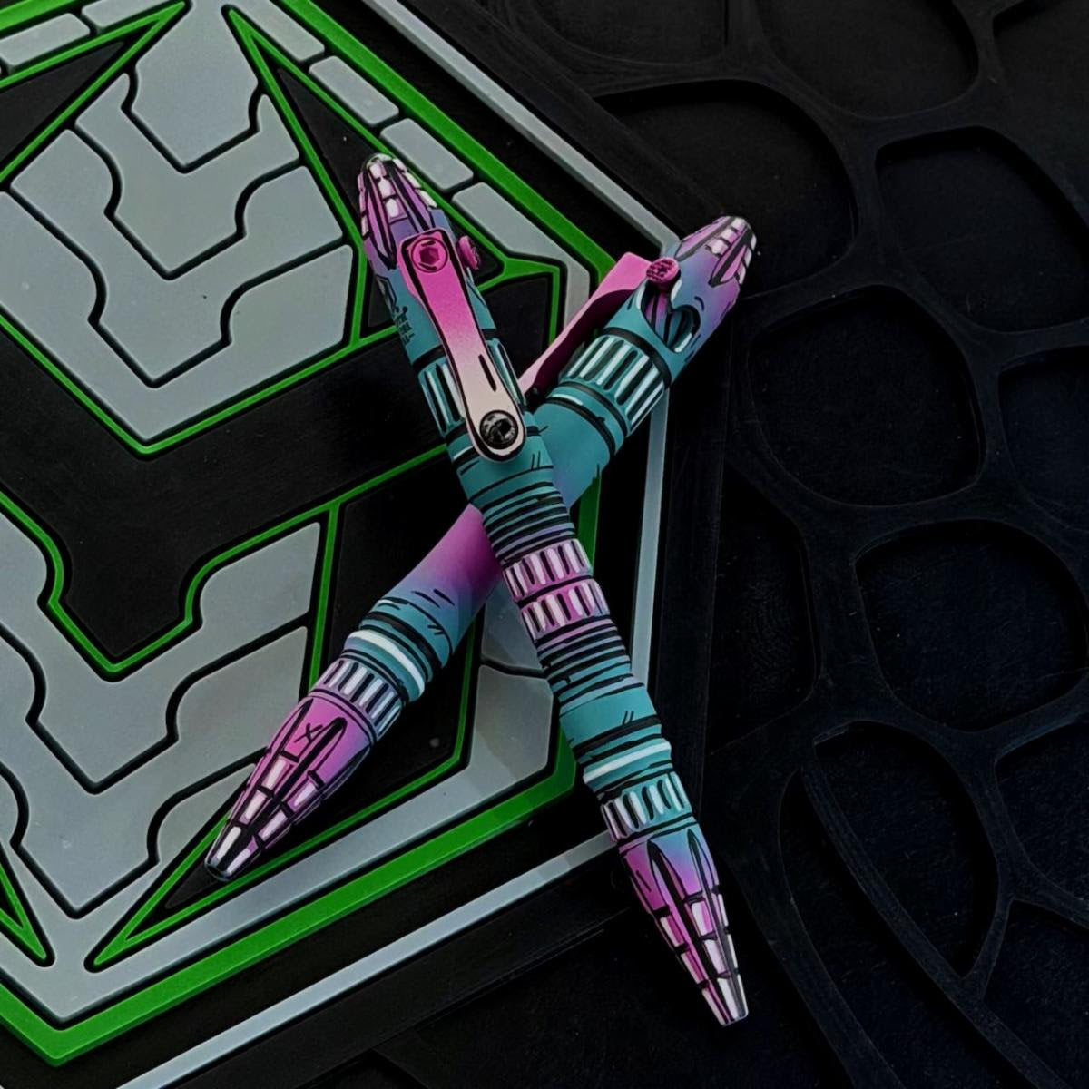 Heretic Thoth Pen – Cel Shade Miami Vice, Titanium – Made in USA (H038-CS-MV)