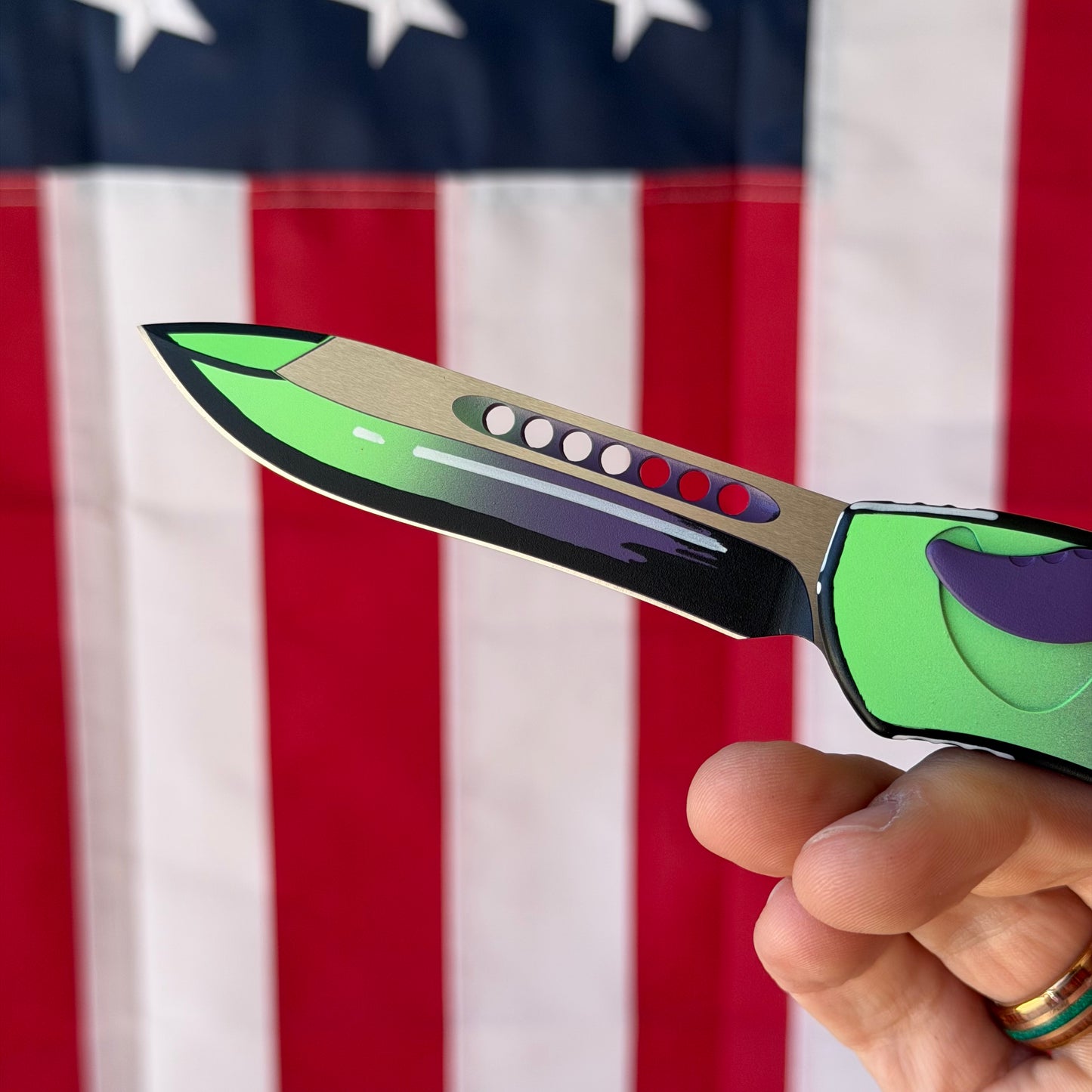 Heretic Cel Shade Frankenstein Monster HYDRA V4 Recurve Knife, Magnacut Blade, Automatic OTF – Made in USA (H408-CS-FM)