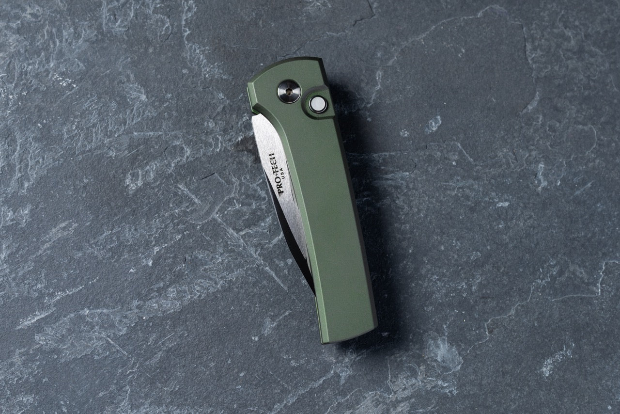 Pro-Tech 2026 Scapegoat Compact Custom 003 Knife – Green Aluminum, Mike Irie 154CM, Automatic – Made in USA (2026 Scapegoat Compact Custom 003)
