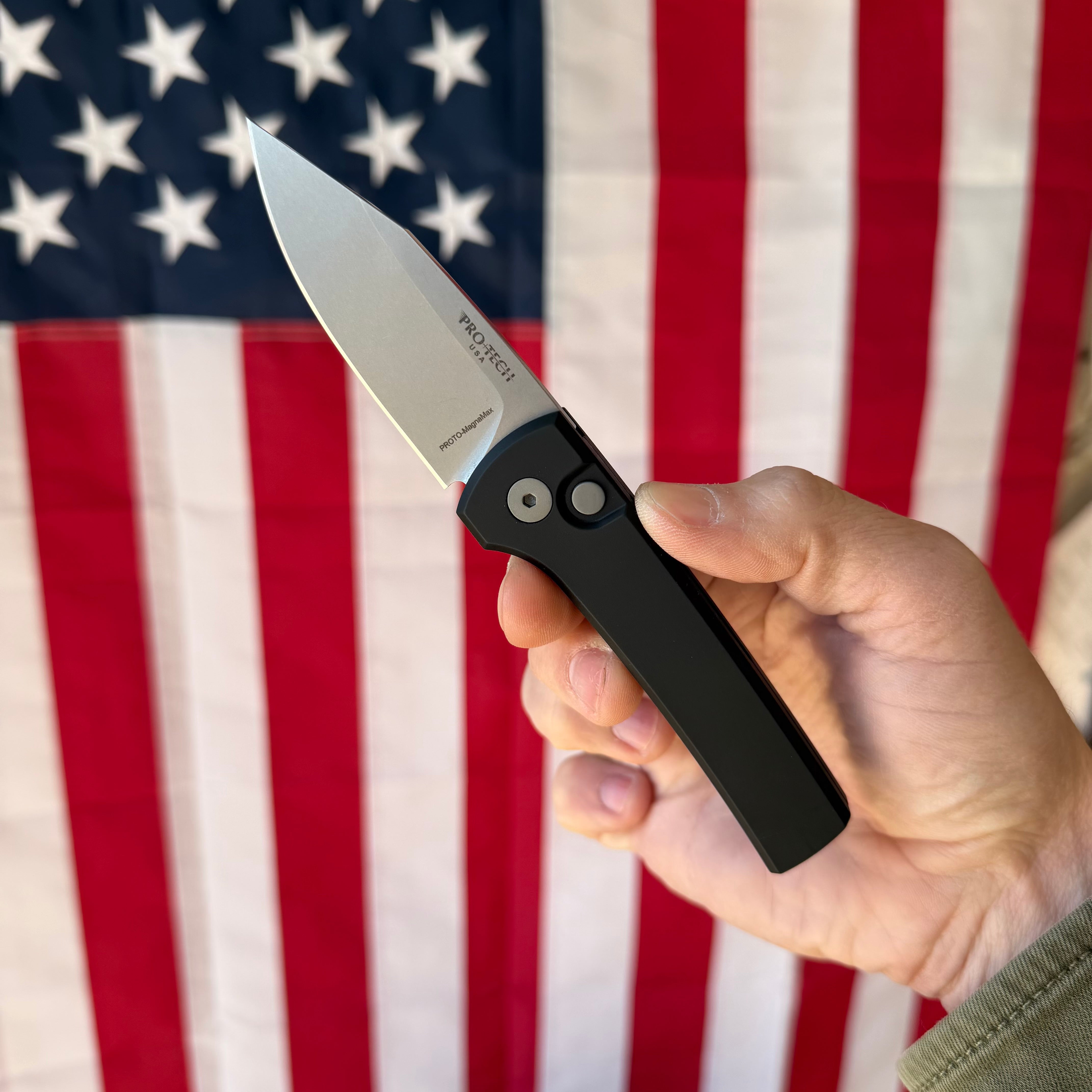 Pro-Tech Scapegoat Compact Automatic Knife – Black Aluminum Handle