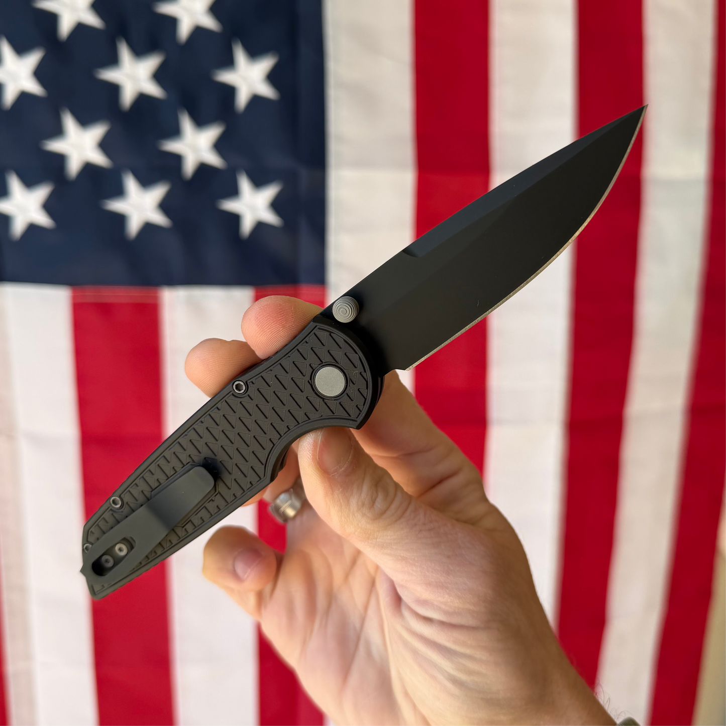 Pro-Tech TR-3 Integrity Manual Knife - Relic Black Handle, DLC MagnaCut Blade (INT1106)