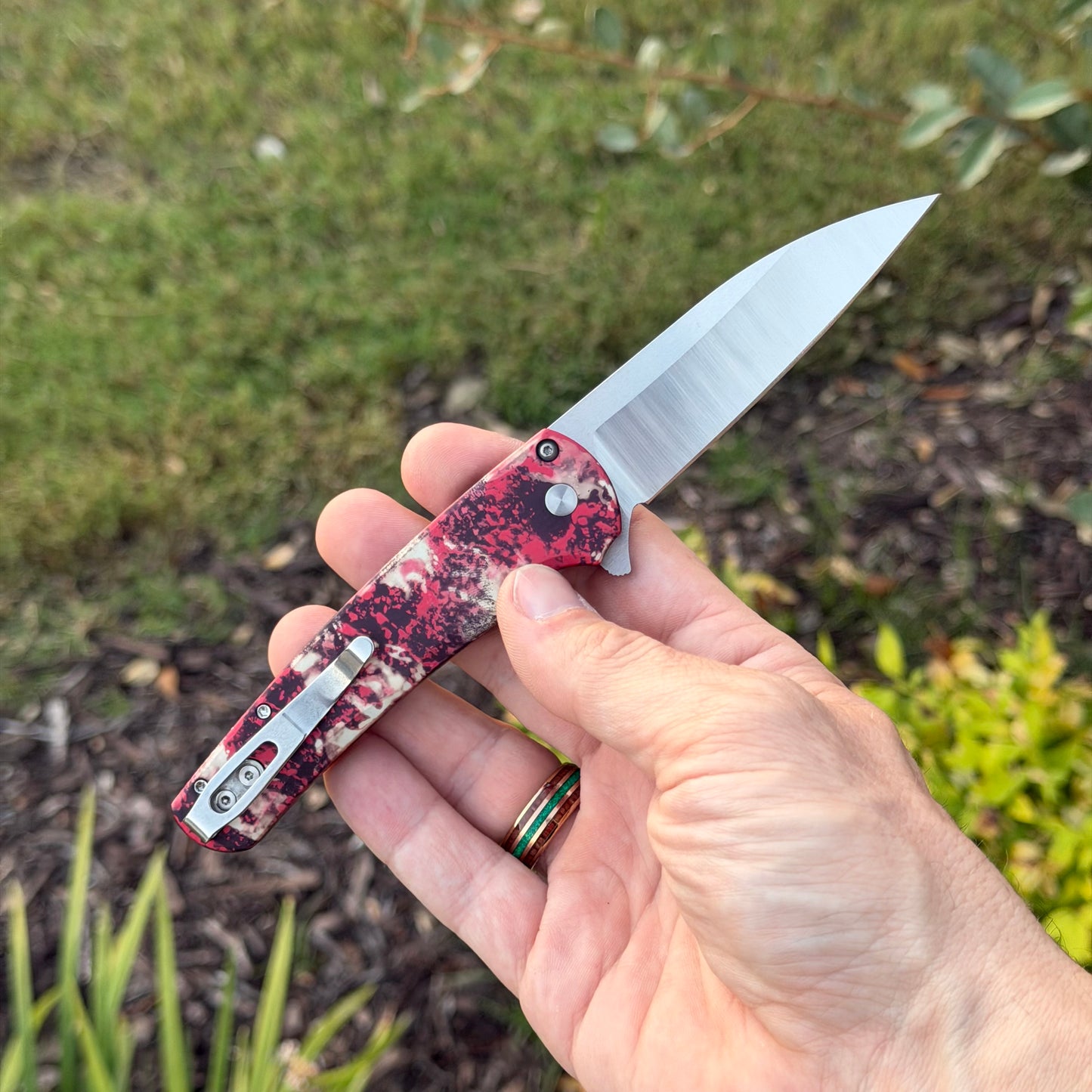 Malibu - Crimson Tiger Camo, Wharncliffe, MagnaCut