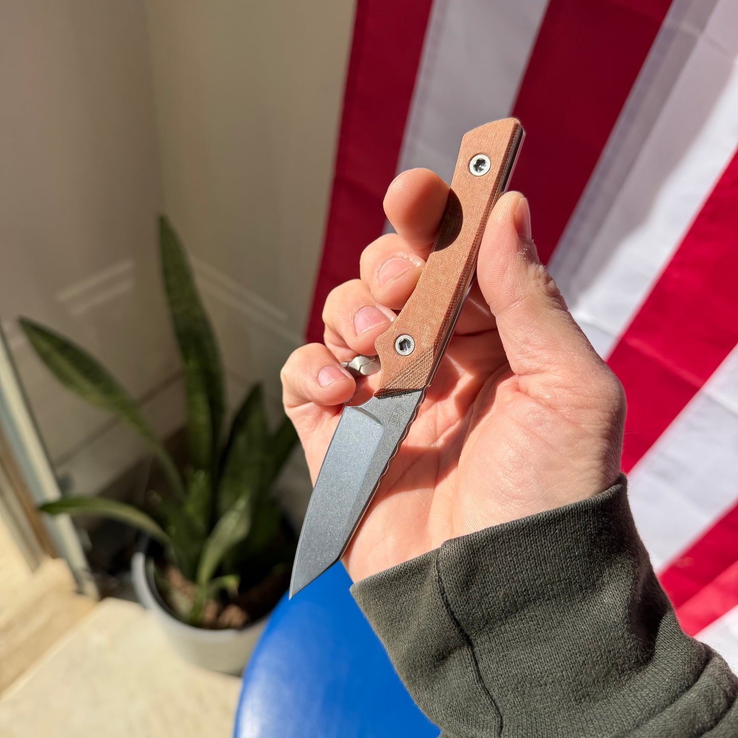 LynchNW Swift Six Fixed Blade Knife, 2.5″ CPM Cru-Wear Blade, Brown Micarta Handle, Made in USA (LB-SW6-LON-STR-CRU-PM-BWN-STO)