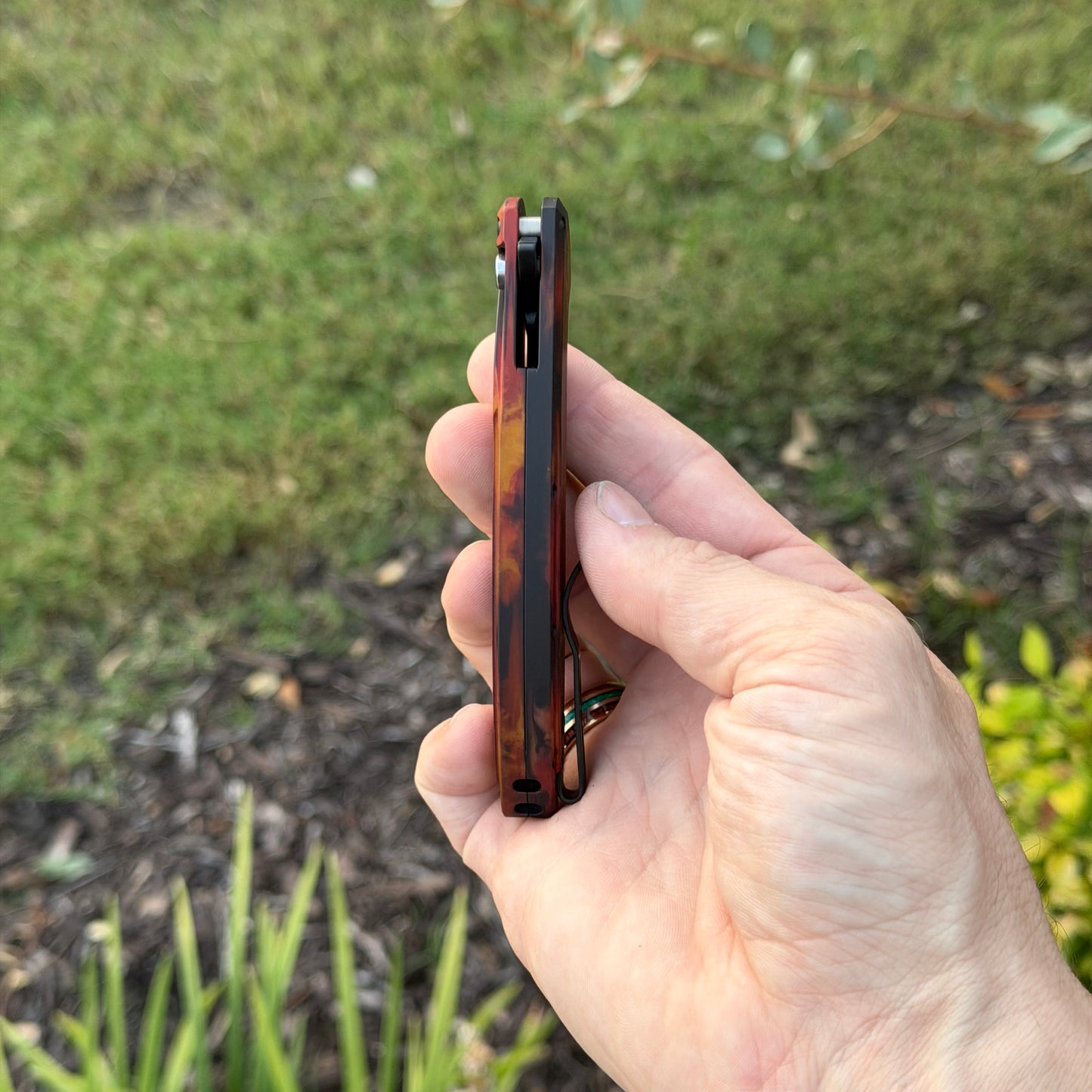 Cambria 2 - Del Fuego, Black G-10, DLC MagnaCut Blade