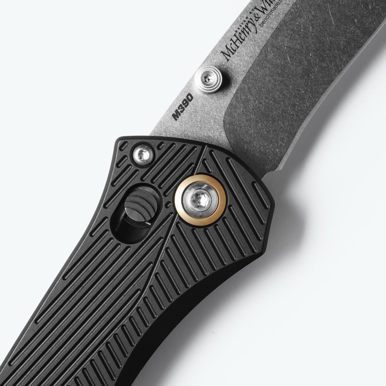 Benchmade SEVEN TEN 710-25 4" AXIS Lock – Black Aluminum, M390 Satin Recurve – Made in USA (710-25)
