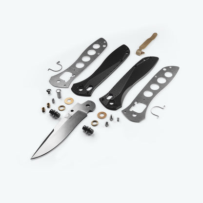 Benchmade SEVEN TEN 710-25 4" AXIS Lock – Black Aluminum, M390 Satin Recurve – Made in USA (710-25)