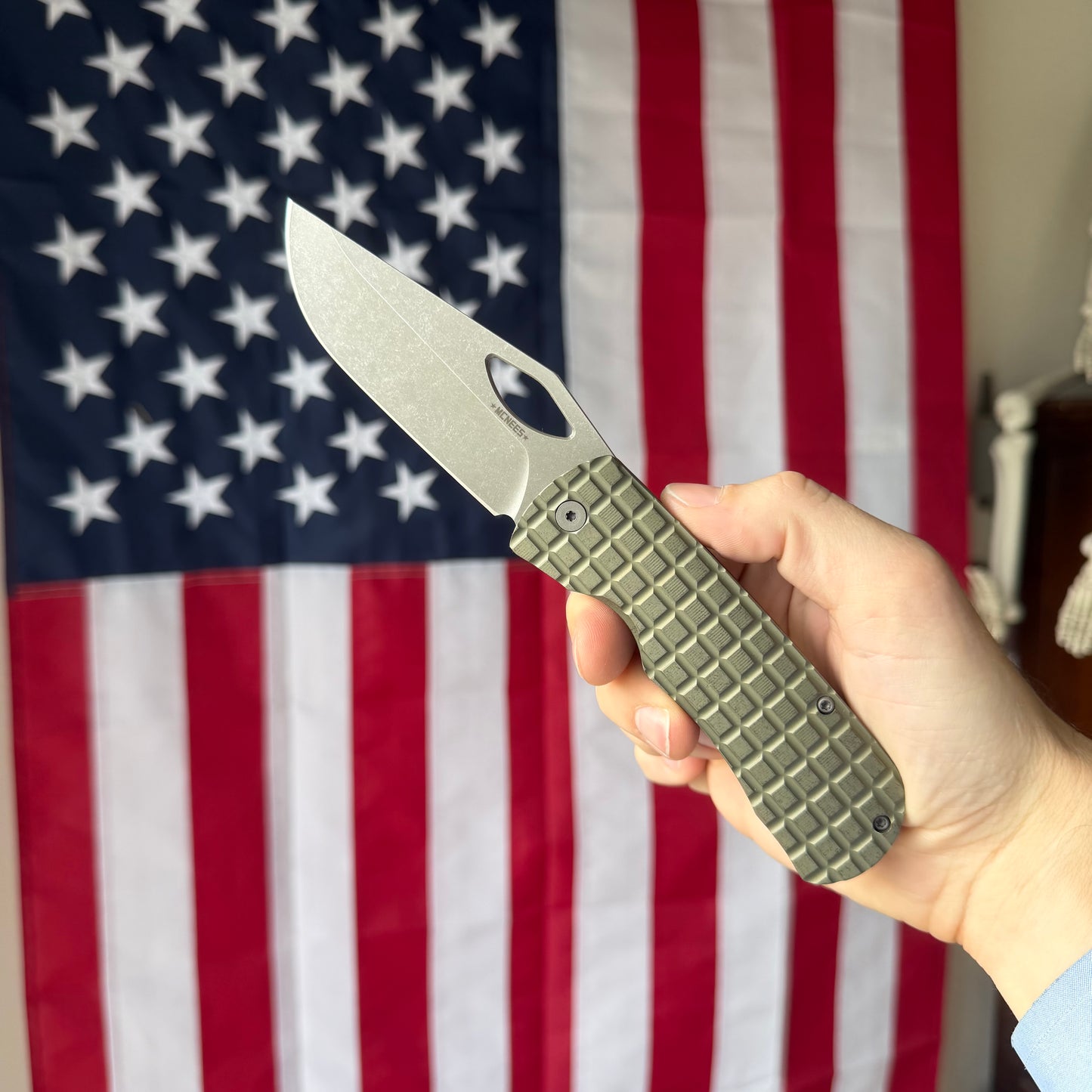 Frag Dixon Folding Knife – Titanium Frame Lock, 3.75″ MagnaCut Blade, Made in USA