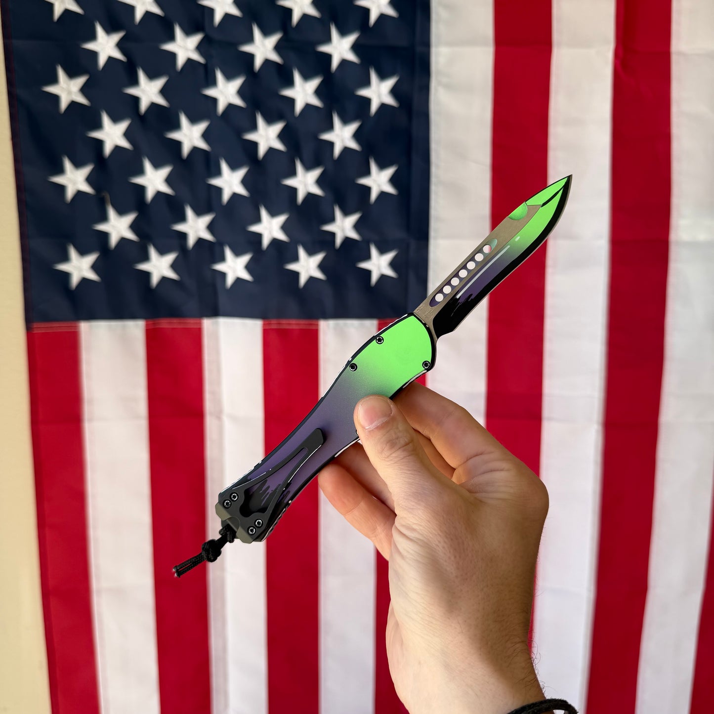 Heretic Cel Shade Frankenstein Monster HYDRA V4 Recurve Knife, Magnacut Blade, Automatic OTF – Made in USA (H408-CS-FM)