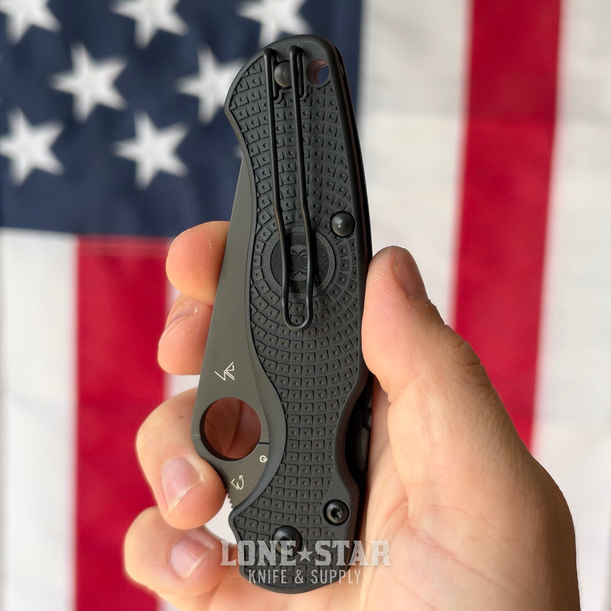 Spyderco Para Military 2 Lightweight Knife, 3.47" Black DLC CTS BD1N, Black FRN, Compression Lock, Made in USA (SC81PBBK2)