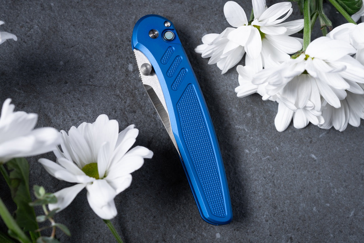Pro-Tech Avalon 4.25" Knife – Blue Knurled Aluminum, MagnaCut, Button Lock – Made in USA (PN1100-LTD Blue)