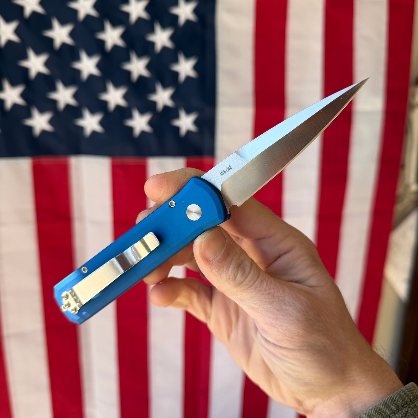 Pro-Tech Godson Automatic Knife, Blue Aluminum Handle, Satin Blade, 3.15″, Made in USA (721-SATIN BLUE)