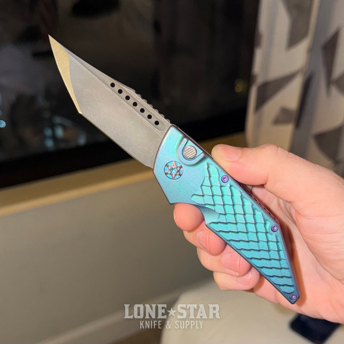 Hypercut MFG Dharma Automatic Serial 0221 - 3.2" S45VN Tanto, Blue Dragon Scale Titanium with Purple Tint - Made in USA (HC-DHARMA-AUTO-0221)