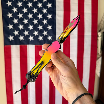 Heretic Cel Shade Pink Lemonade HYDRA V4 Recurve Knife, Magnacut Blade, Automatic OTF – Made in USA (H408-CS-PL)
