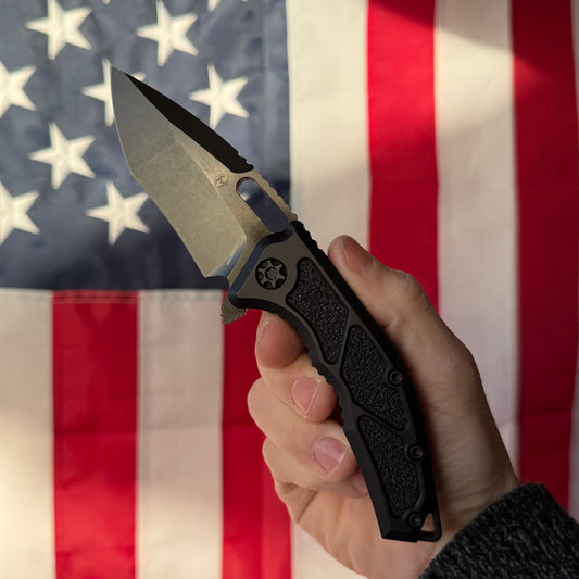 Heretic Medusa Recurve Manual Tactical 3.25 inch MagnaCut Recurve Knife, DLC Blade, Black Aluminum Handle – Made in USA (H010-6A-T)