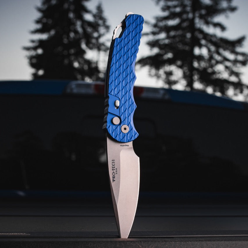 Pro-Tech Tactical Response 4 Auto Knife - Blue Aluminum, 4" Stonewash MagnaMax, Button Lock - Made in USA (T4105 F MM Blue)