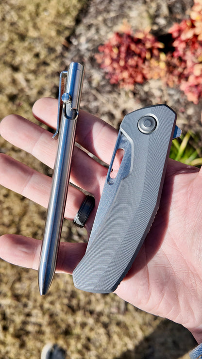 Bolt Action Pen – Standard Size in Titanium