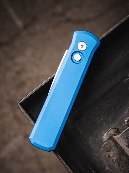 Pro-Tech Godson Automatic Knife, Blue Aluminum Handle, Satin Blade, 3.15″, Made in USA (721-SATIN BLUE)