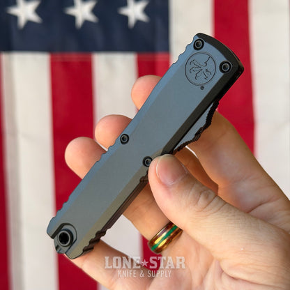Microtech Ultratech Gen III ZBP S/E OTF Auto Knife - Black Aluminum, 3.55" M390MK, Deep Engraved USA Flag - Made in USA (1121-1T-DFLAG)