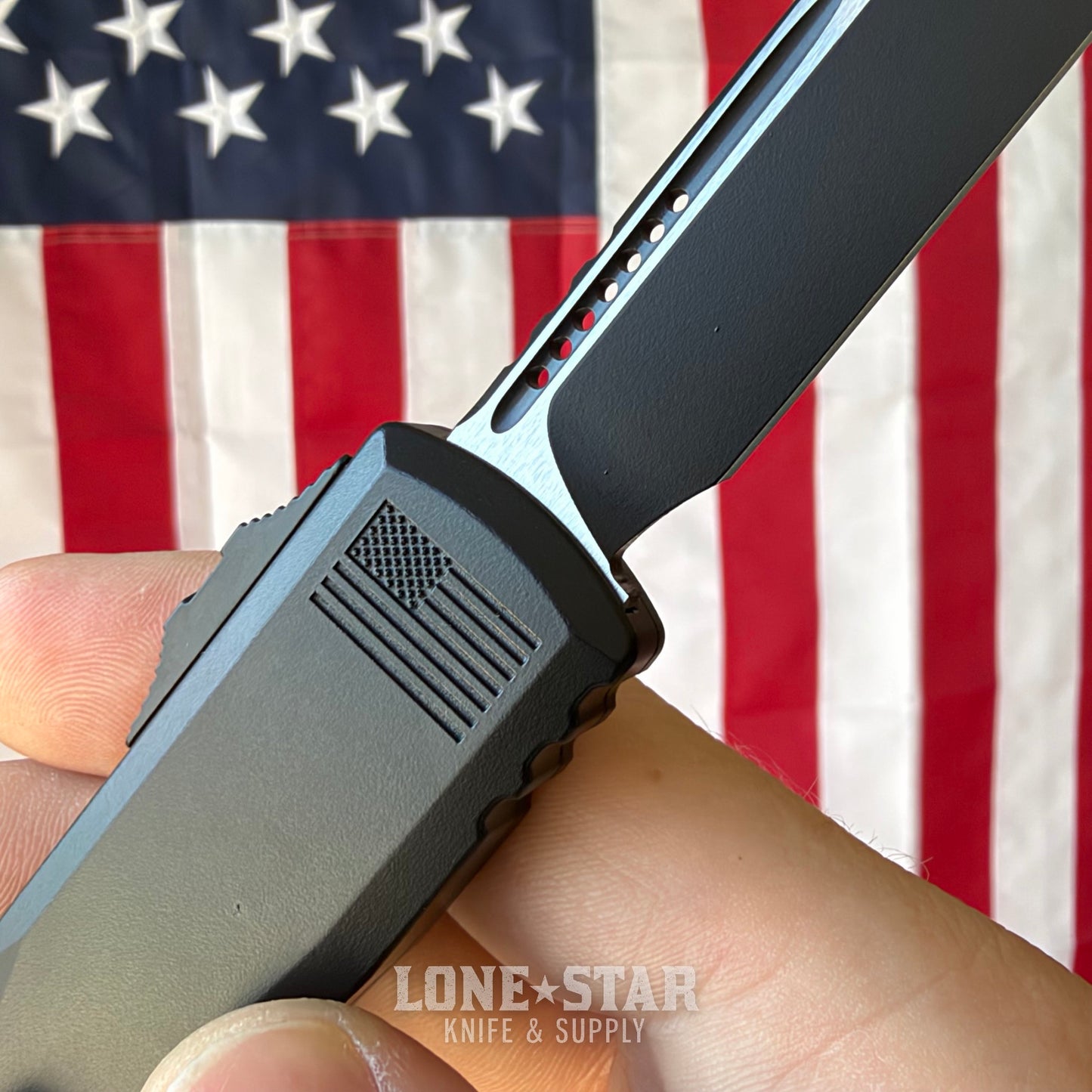 Microtech Ultratech Gen III ZBP S/E OTF Auto Knife - Black Aluminum, 3.55" M390MK, Deep Engraved USA Flag - Made in USA (1121-1T-DFLAG)