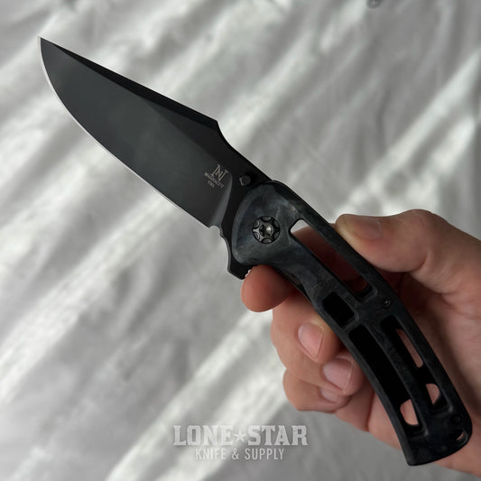Nicholas Nichols Guppy 3.5 - 3.5" DLC MagnaCut, Black and Blue Weave Carbon Fiber, Full DLC Titanium Framelock - Made in USA (NN-GUPPY35-BLUWEAVE-DLC)