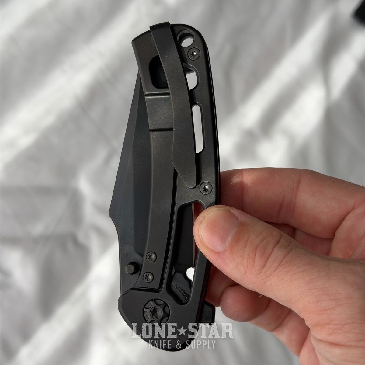 Nicholas Nichols Guppy 3.5 - 3.5" DLC MagnaCut, Black and Blue Weave Carbon Fiber, Full DLC Titanium Framelock - Made in USA (NN-GUPPY35-BLUWEAVE-DLC)