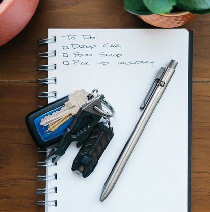 Side Click Pen – Standard Size in Titanium