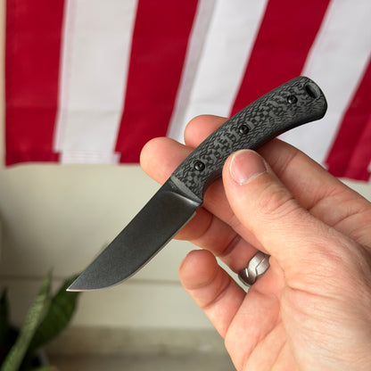 TRM Tagalong Special Edition DLC Fixed Blade Knife – MagnaCut, Carbon Fiber Scales, Black Leather Sheath – Made in USA