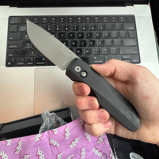 Pro-Tech Vero Auto – Black Aluminum, CPM-MagnaMax Blasted Blade, Abalone Button, Titanium Clip – Serialized/200 – Made in USA (BSA26.VERO.2)