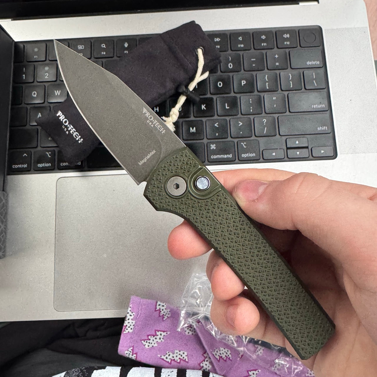 Pro-Tech Scapegoat – Green Carbide Textured Handle, MagnaMax Acid Wash, Black Pearl Button – Serialized/115 – Made in USA (BSA26.Scapegoat.2)