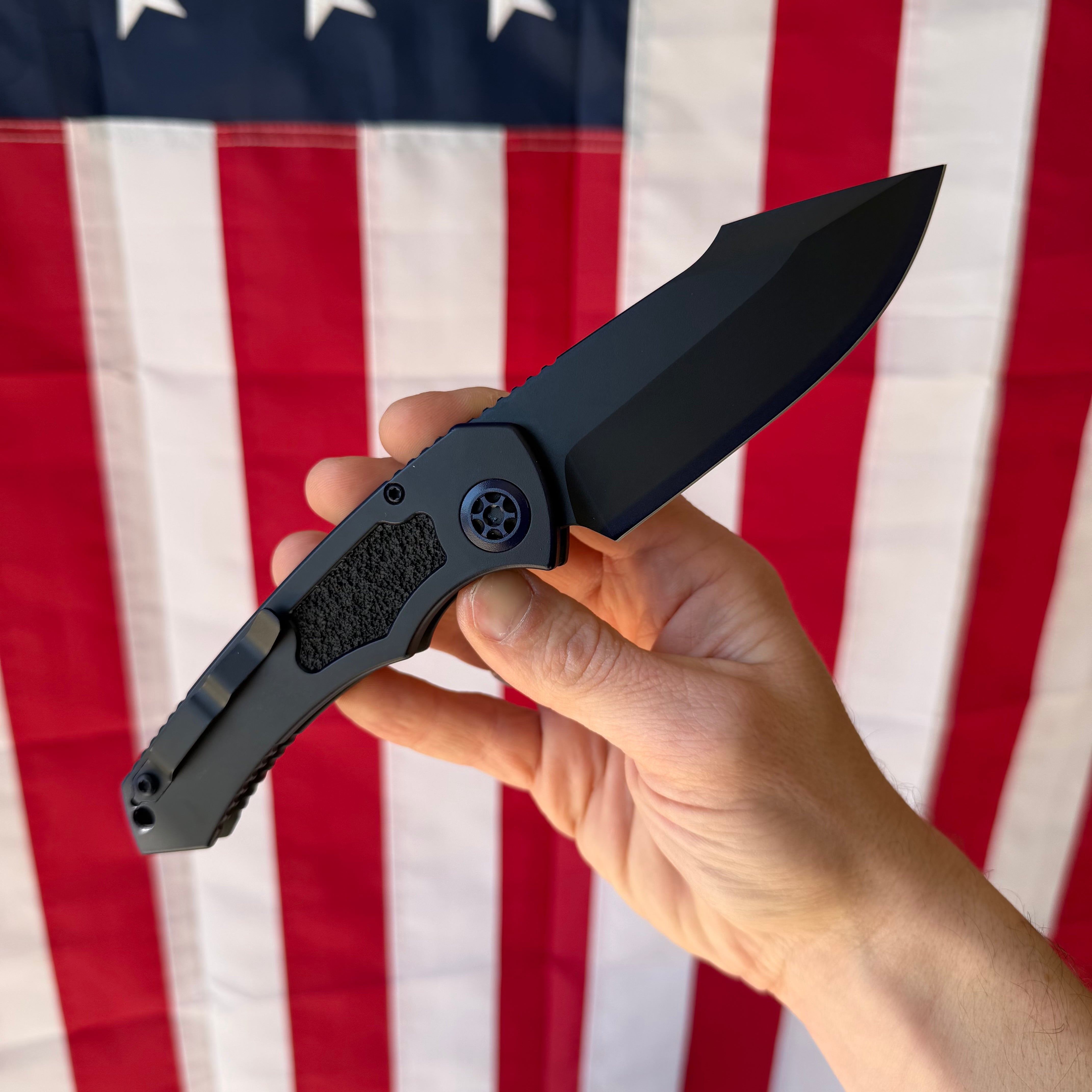Heretic Pariah Auto Knife, Secret Cel Shade Handle, CPM MagnaCut