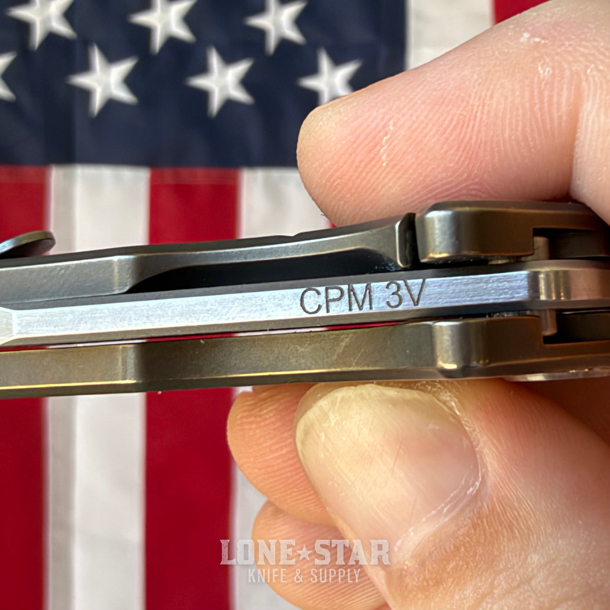 The Back Door: Vehement Knives Mongrel Flipper - 3.4" CPM-3V, Titanium - Made in USA (Trade In)