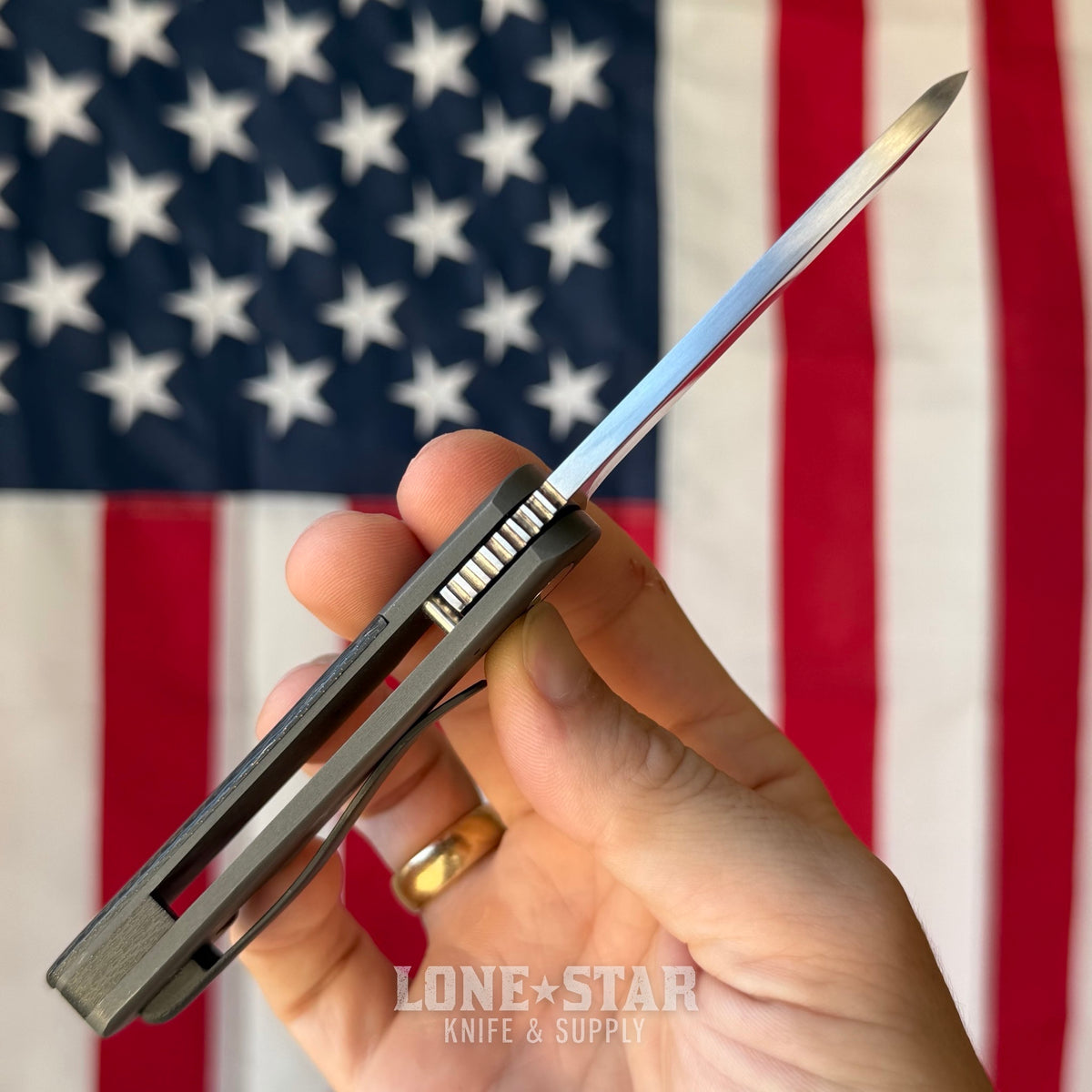 The Back Door: Old Dominion Knifeworks Custom Gent Front Flipper - 3", Bronze Weave Carbon Fiber - Made in USA (Trade In)