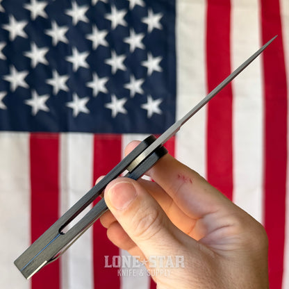 The Back Door: Les Adams EOD Flipper - 3.4" 154CM, Carbon Fiber, Separated Backspacer - Made in USA (Trade In)
