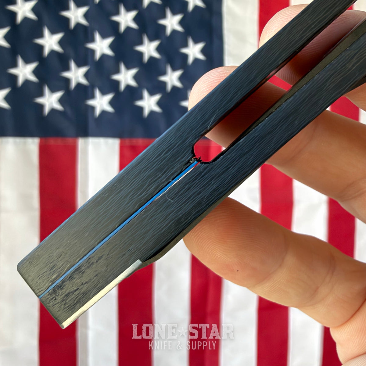 The Back Door: Les Adams EOD Flipper - 3.4" 154CM, Carbon Fiber, Separated Backspacer - Made in USA (Trade In)