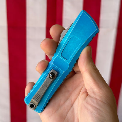 The Back Door: Combat Troodon Gen III S/E OTF Automatic Knife – Marbled Blue Aluminum Handle, 4″ Bohler M390MK (1143-10 MBL) (Used)