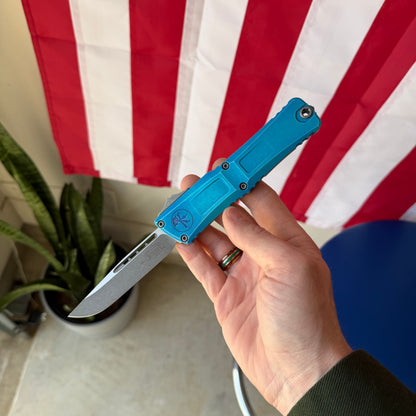 The Back Door: Combat Troodon Gen III S/E OTF Automatic Knife – Marbled Blue Aluminum Handle, 4″ Bohler M390MK (1143-10 MBL) (Used)