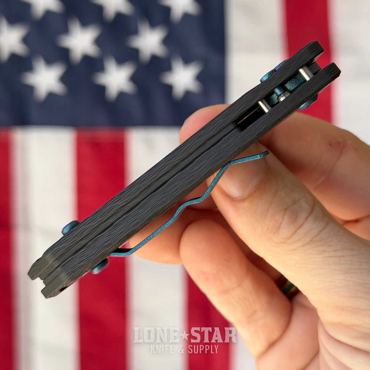 The Back Door: Heretic Jinn Auto - Metallic Teal Carbon Fiber, MagnaCut Wharncliffe - Made in USA (H113-MT-CF) (Trade In)