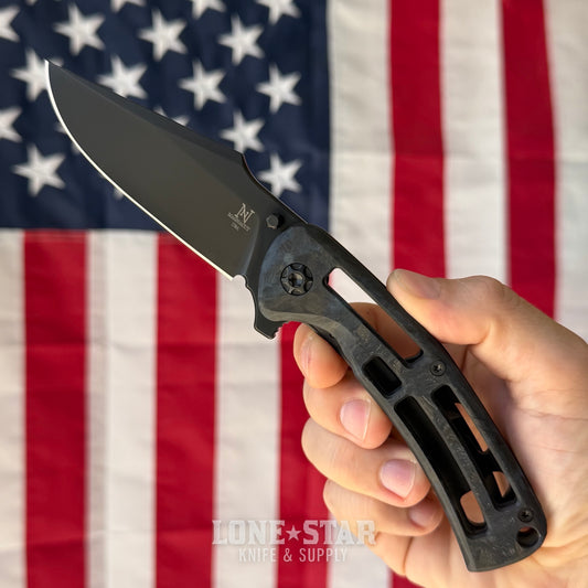 Nicholas Nichols Guppy 3.5 - 3.5" DLC MagnaCut, Black and Blue Weave Carbon Fiber, Full DLC Titanium Framelock - Made in USA (NN-GUPPY35-BLUWEAVE-DLC)