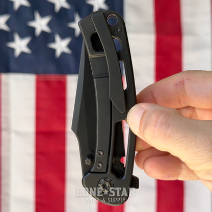 Nicholas Nichols Guppy 3.5 - 3.5" DLC MagnaCut, Black and Blue Weave Carbon Fiber, Full DLC Titanium Framelock - Made in USA (NN-GUPPY35-BLUWEAVE-DLC)