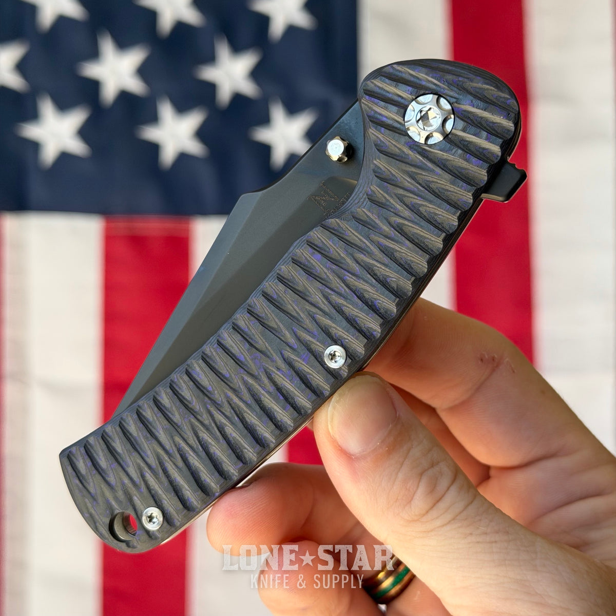 Nicholas Nichols Guppy 3.5 - 3.5" DLC MagnaCut, Purple Flow Carbon Fiber, Smooth Titanium Framelock - Made in USA (NN-GUPPY35-PURPFLOW)