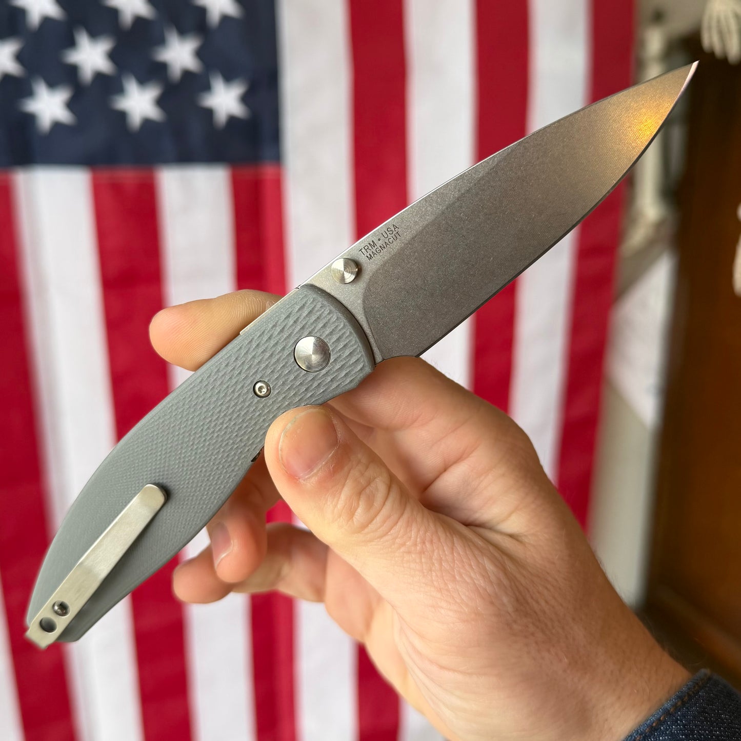 TRM Knives ATOM Linerlock Knife - Slate Gray G10 3D Contoured Lizard Skin Scales, MagnaCut Blade - Made in USA (DLR-ATM-G10-LS-SGY)